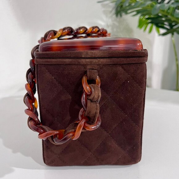 Chanel Vintage Quilted Brown Suede Box Bag with Tortoise Hardware - Picture 5 of 13